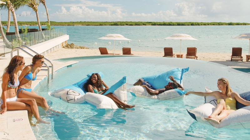 Fête à la piscine